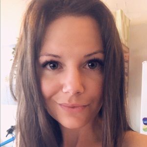 Meet your Posher, Sheena